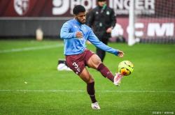 开云体育APP下载-梅斯客场逼平尼斯，保持不败战绩继续前进的简单介绍