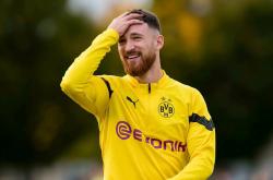 开云下载-多特蒙德中场天才秀，一人独撑球队！