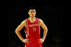 开云体育直播-王权更迭之夜，皇家社会全面压制拜仁，拉亚以钢铁之躯重定义门将荣光