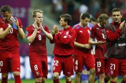 开云下载-关于欧洲杯赛事激情展开，球迷热情高涨的信息