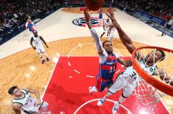 开云体育在线-关于卫冕冠军遭遇困境，复仇之战必胜的信息