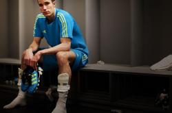 开云体育平台APP-赛道上的逆袭，拉塞尔领衔迈凯伦绝地反击，终结索伯统治