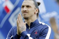 开云体育官网-黄鸭组合破纪录助法国队轻取泰国队，羽坛新格局初现