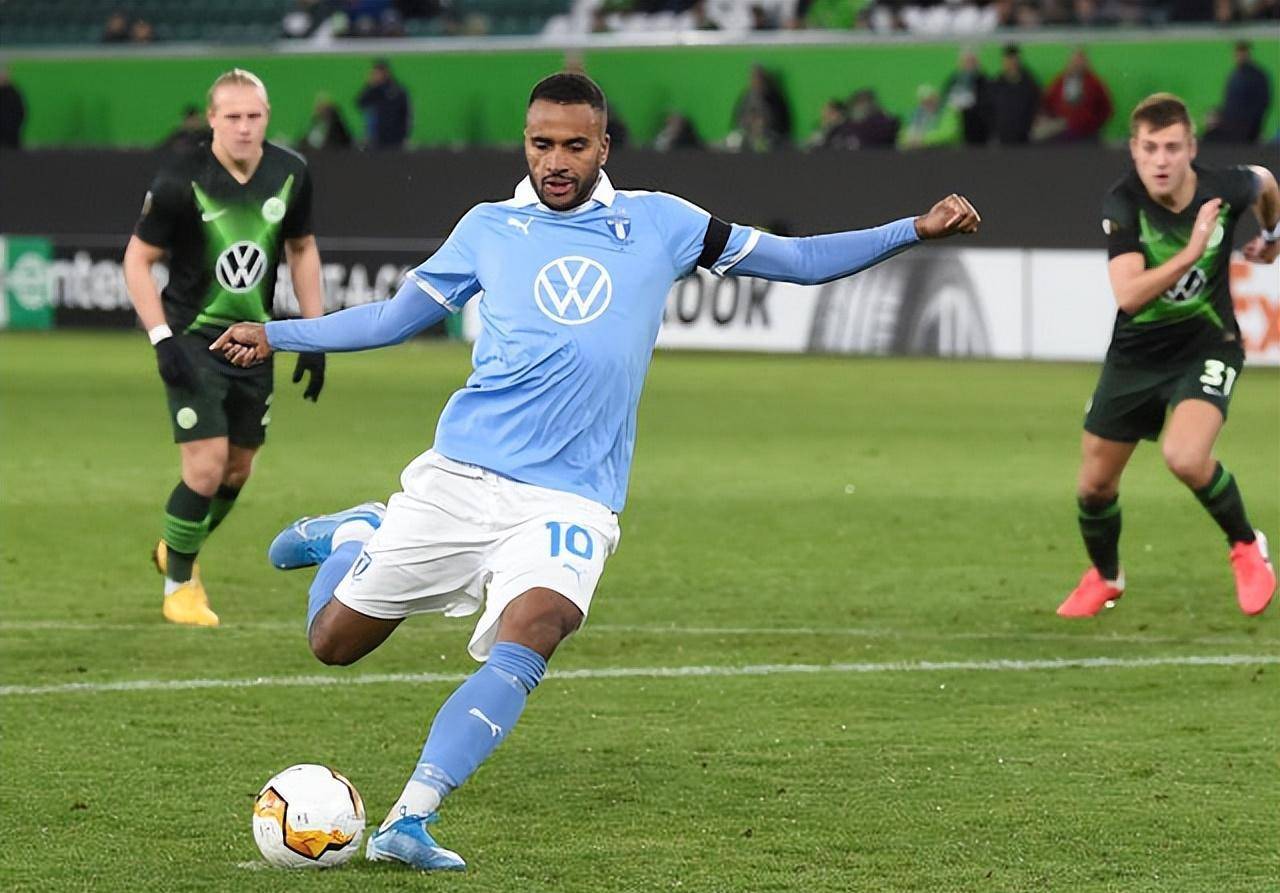 欧洲巨头之争,强队对决引爆赛场热烈火药味 欧洲巨头之争,强队对决引爆赛场热烈火药味