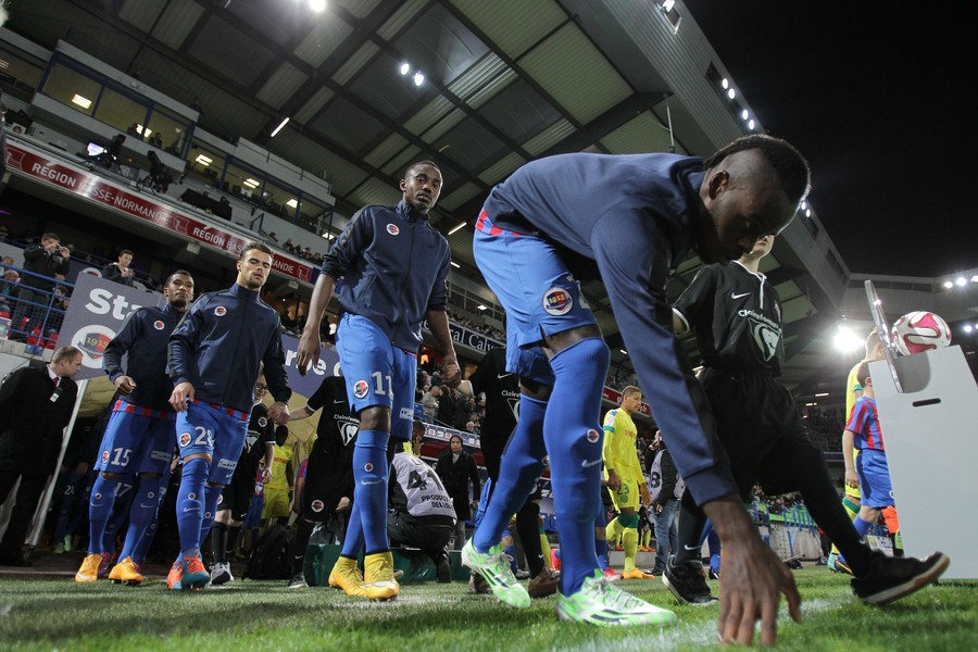 卡昂客场不敌南特，遭遇连败困境的简单介绍