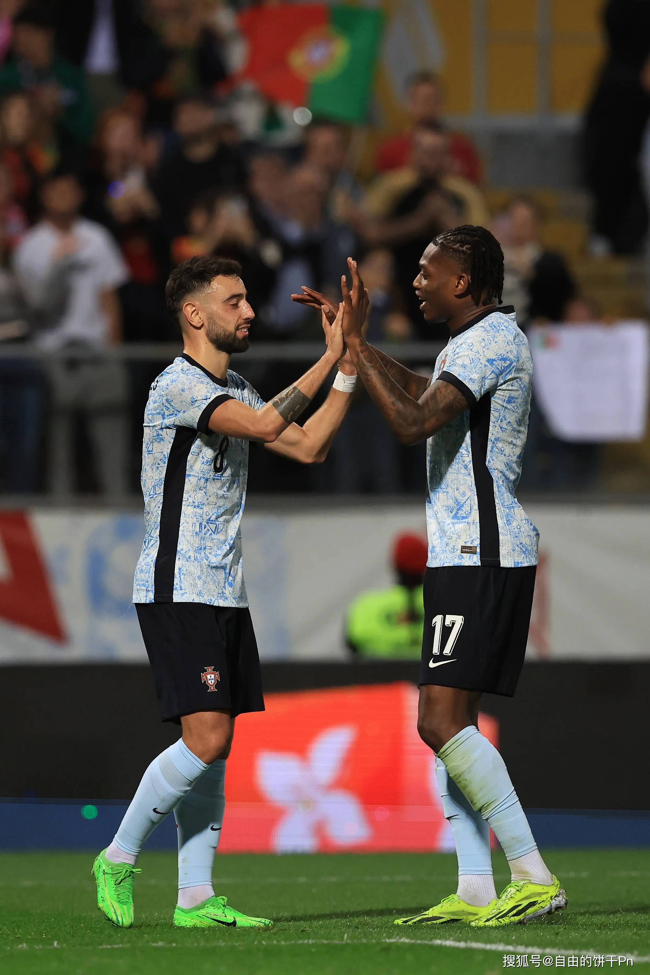 关于葡萄牙爆冷战胜德国，梅西助攻托雷斯破门得分的信息