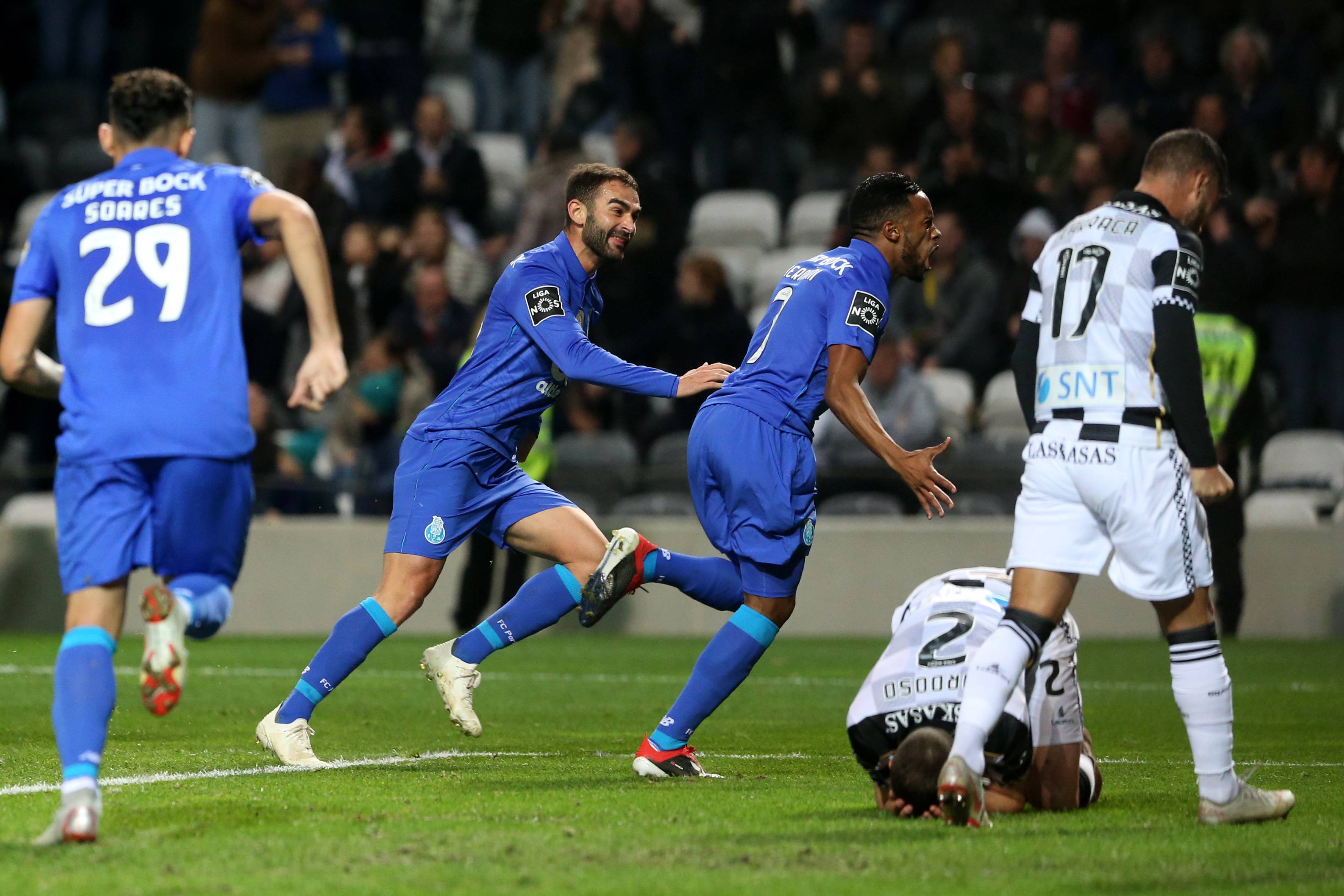 里尔主场扳平比分,战平对手 里尔主场扳平比分,战平对手