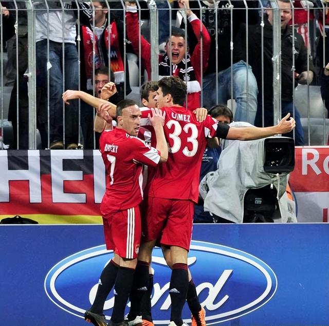 包含出色发挥，拜仁慕尼黑主场胜利引人注目的词条