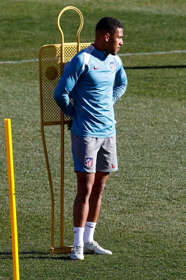 马德里竞技主帅训斥球员态度问题