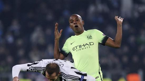 尤文碾压阿根廷,阿奎罗完成帽子戏法的简单介绍 尤文碾压阿根廷,阿奎罗完成帽子戏法的简单介绍