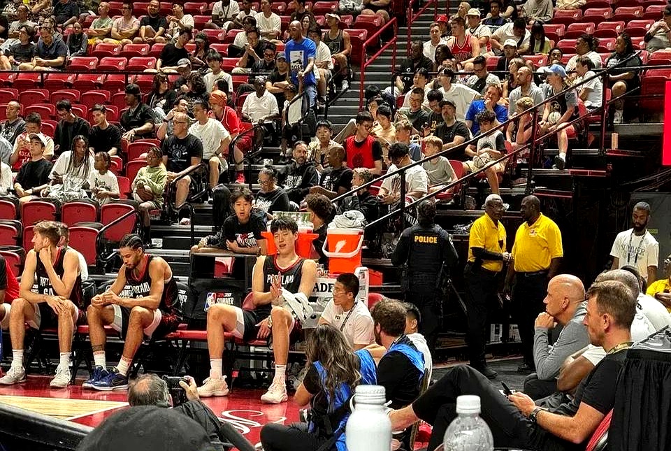 关于篮网后卫再次受伤,球队战力减弱的信息 关于篮网后卫再次受伤,球队战力减弱的信息