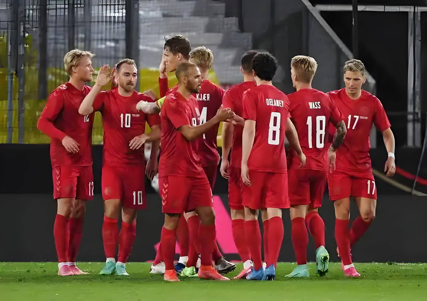 关于拜仁慕尼黑实现惊艳连胜,备战下轮比赛的信息 关于拜仁慕尼黑实现惊艳连胜,备战下轮比赛的信息