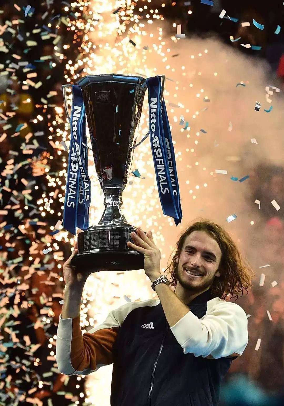 联合杯完胜澳网，西西帕斯点燃赛场的简单介绍