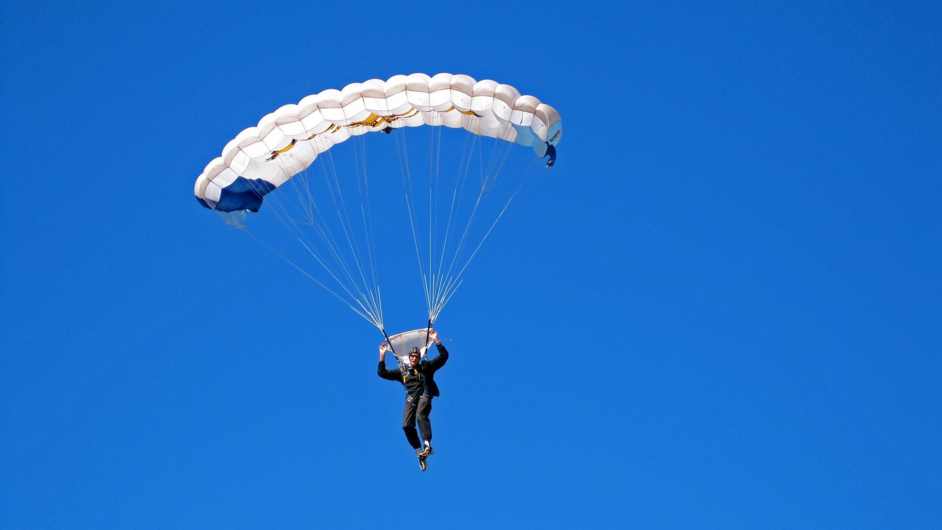 福克斯硬仗之王,广东队如何打穿太阳防线