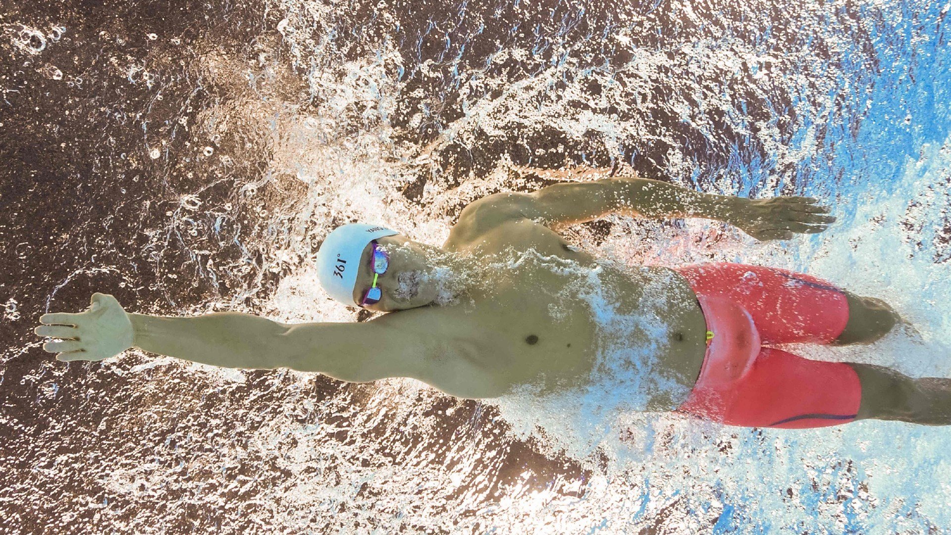 奥运周期关键战焦点战,莱比锡红牛横扫伊朗,体育战略新启示